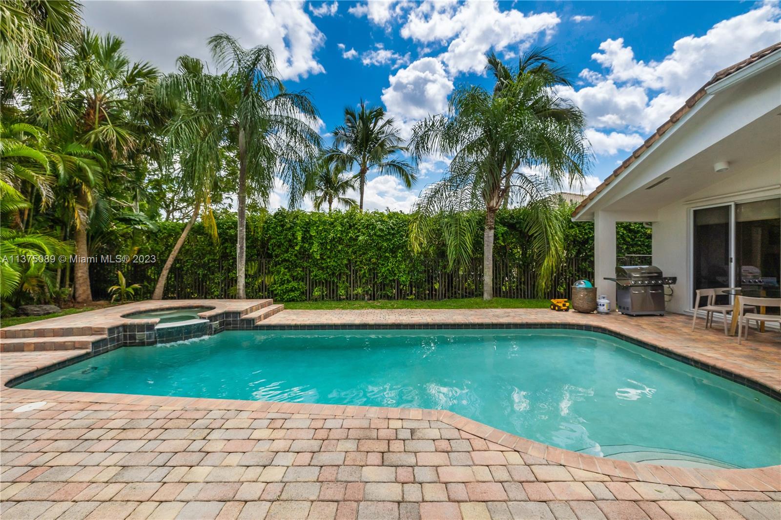 244 Landings Blvd