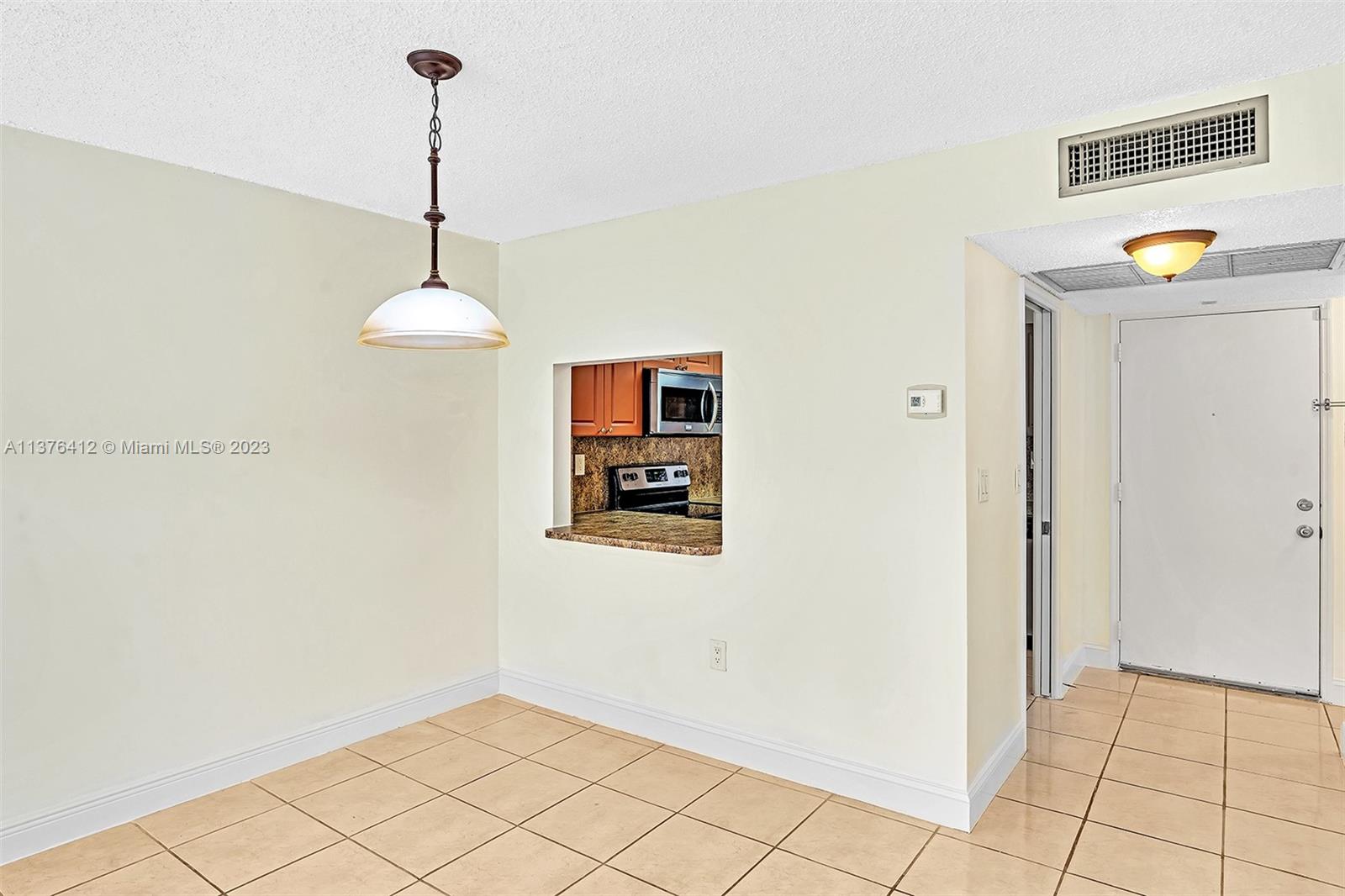 9410 Tangerine Pl Unit: 105