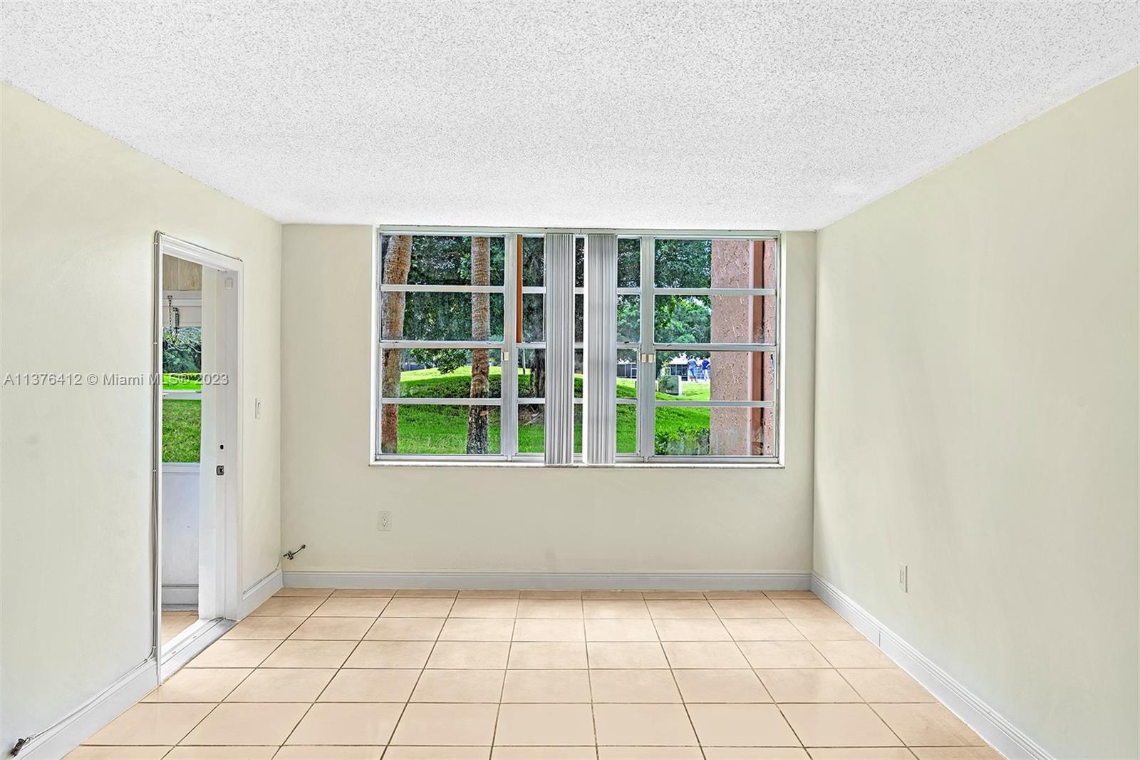 9410 Tangerine Pl Unit: 105