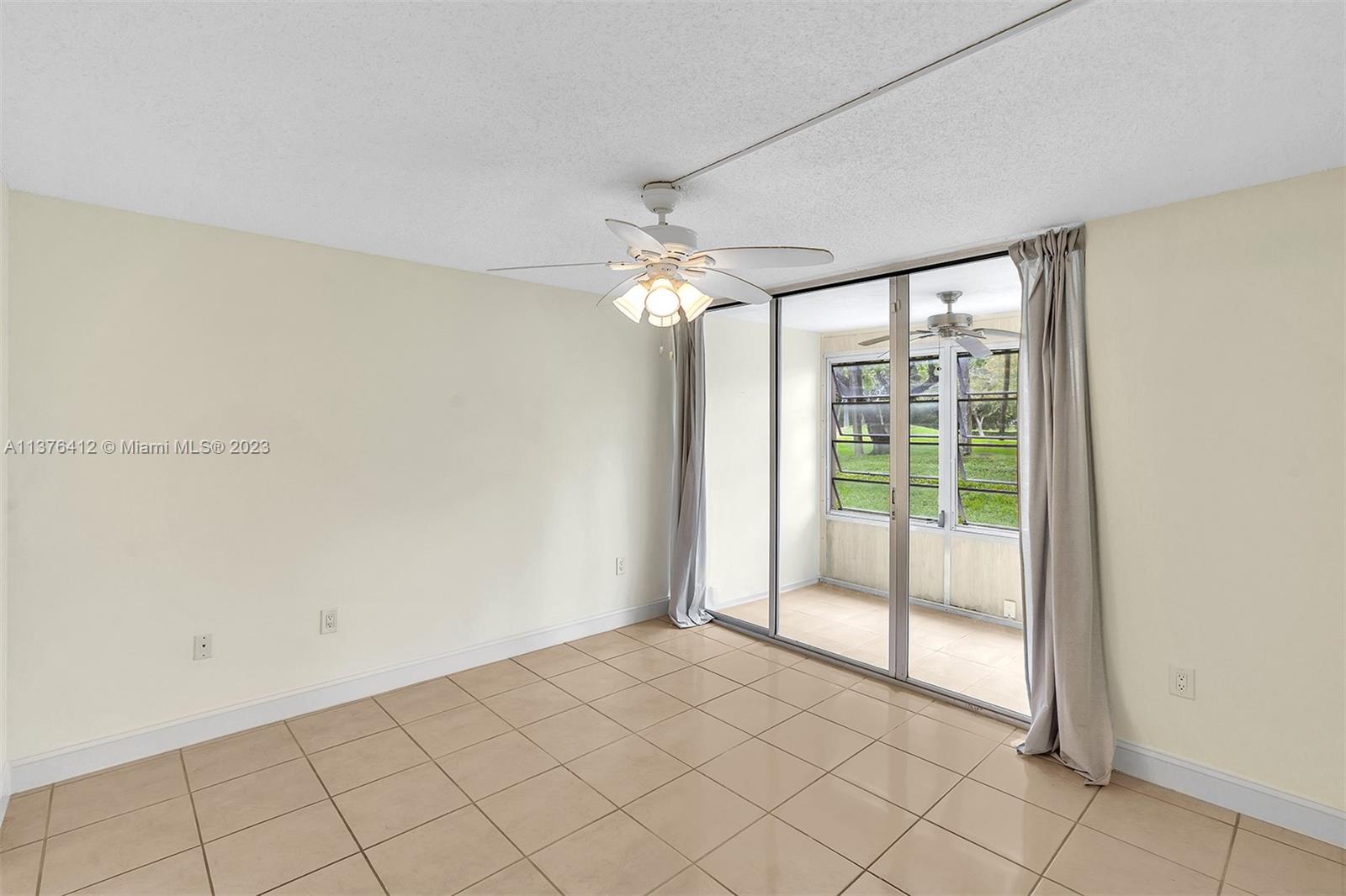 9410 Tangerine Pl Unit: 105