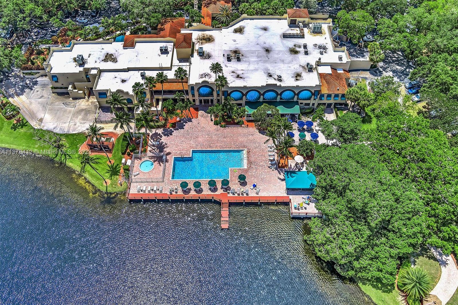 9410 Tangerine Pl Unit: 105