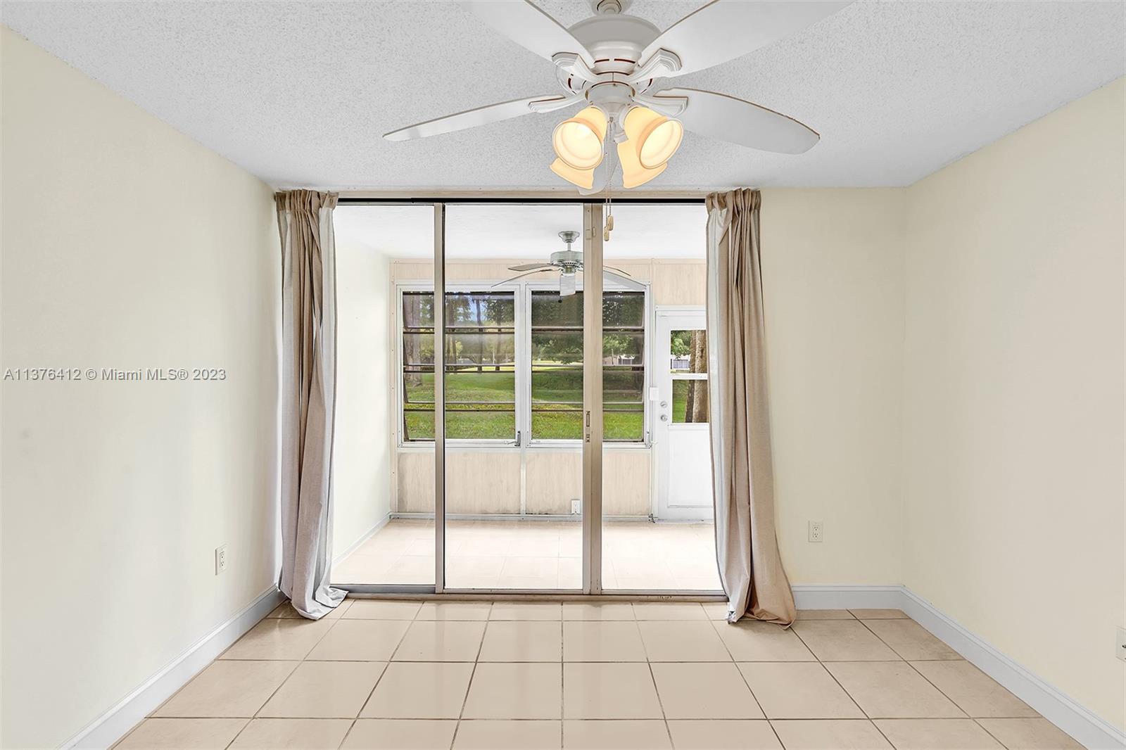 9410 Tangerine Pl Unit: 105