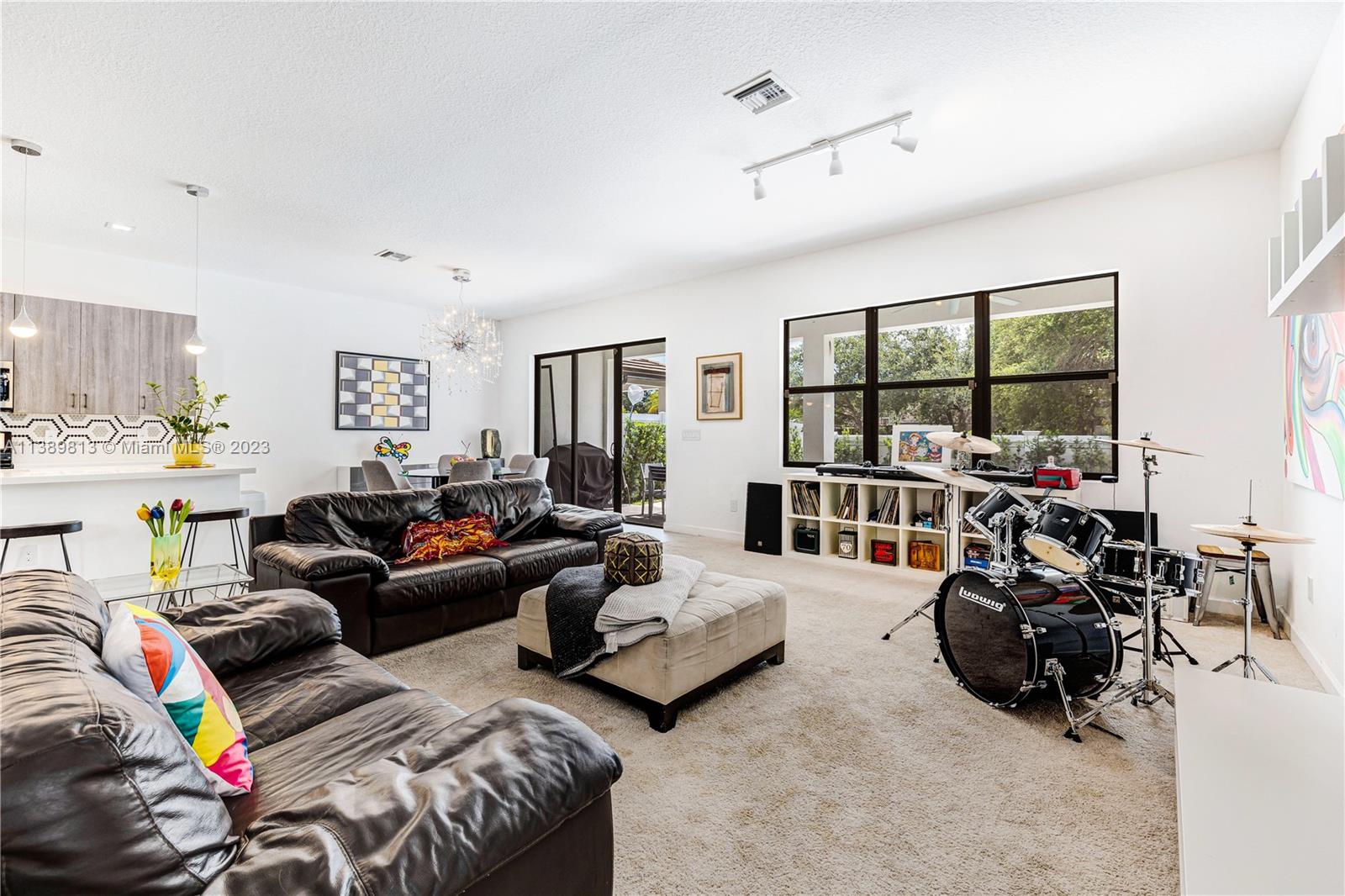 4980 Whispering Way