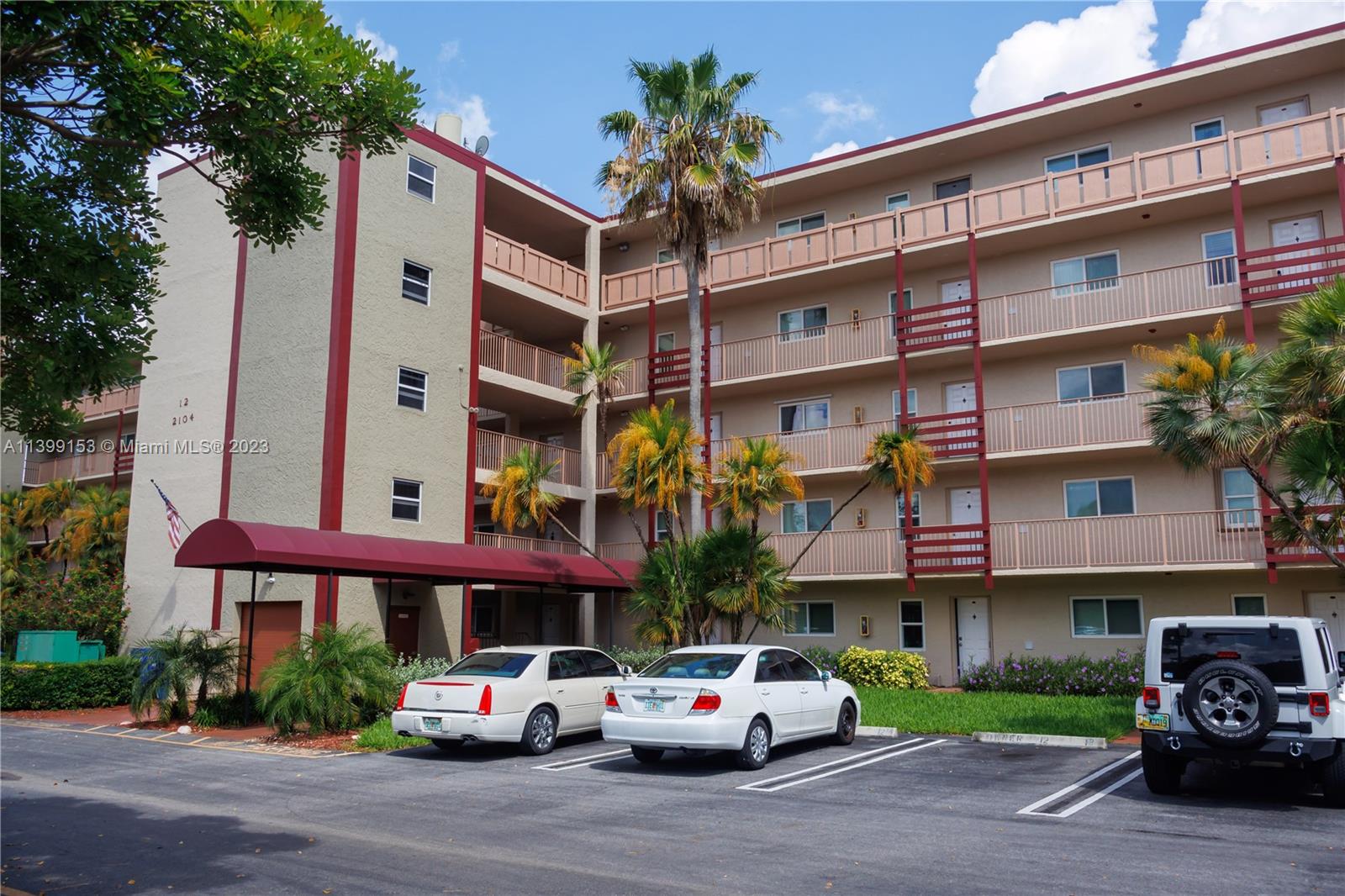 2104 S Cypress Bend Dr Unit: 209