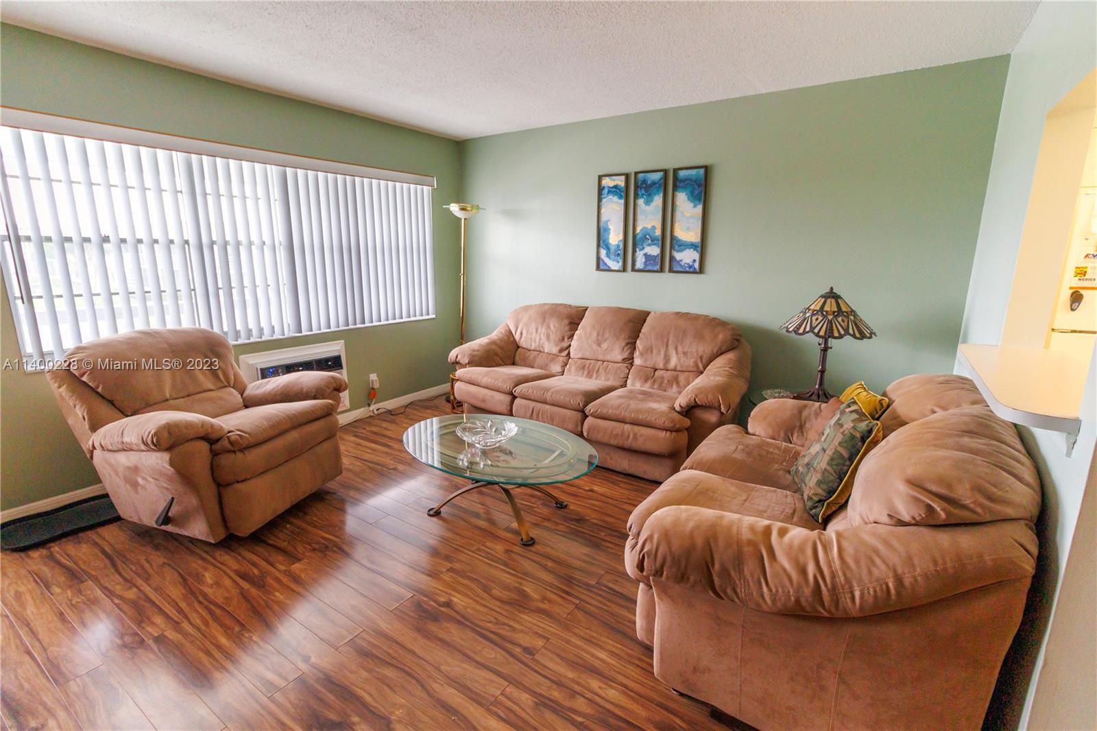 90 Berkshire D Unit: 90