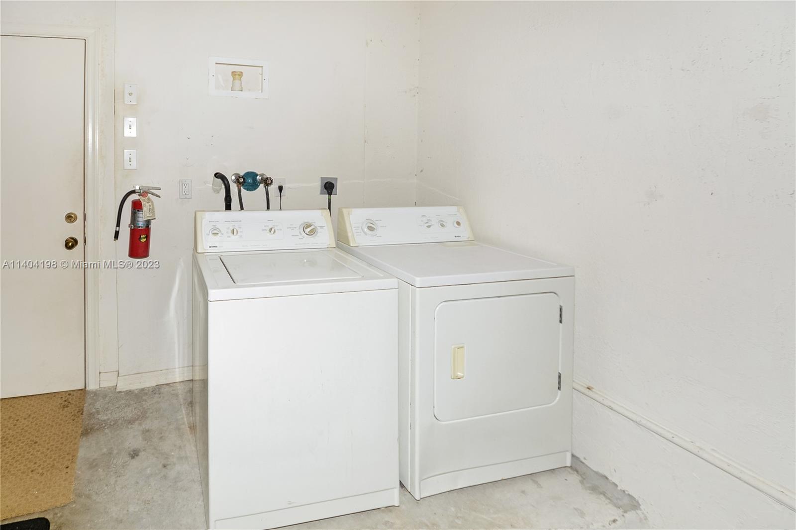3740 San Simeon Cir Unit: 3740