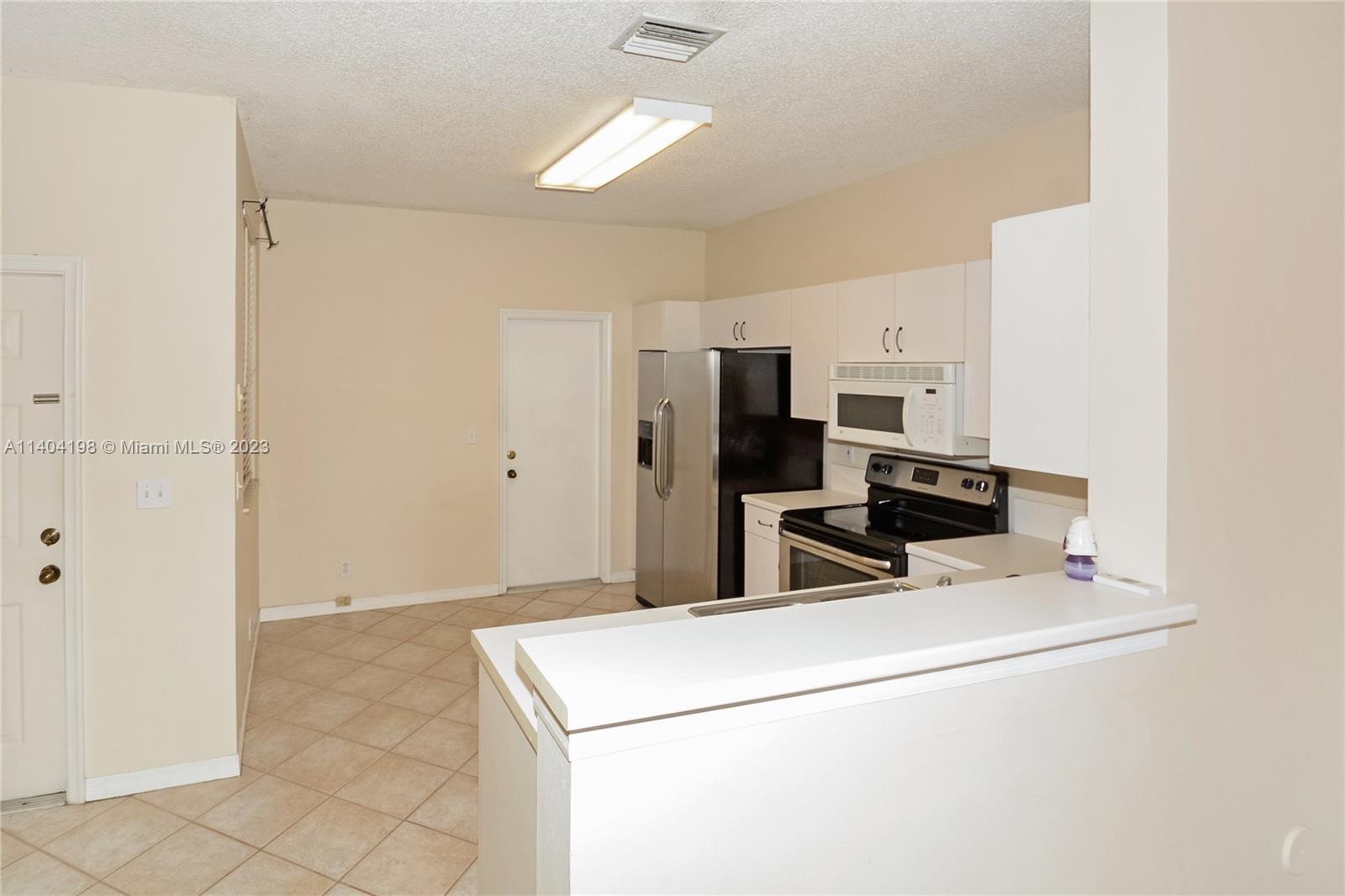 3740 San Simeon Cir Unit: 3740