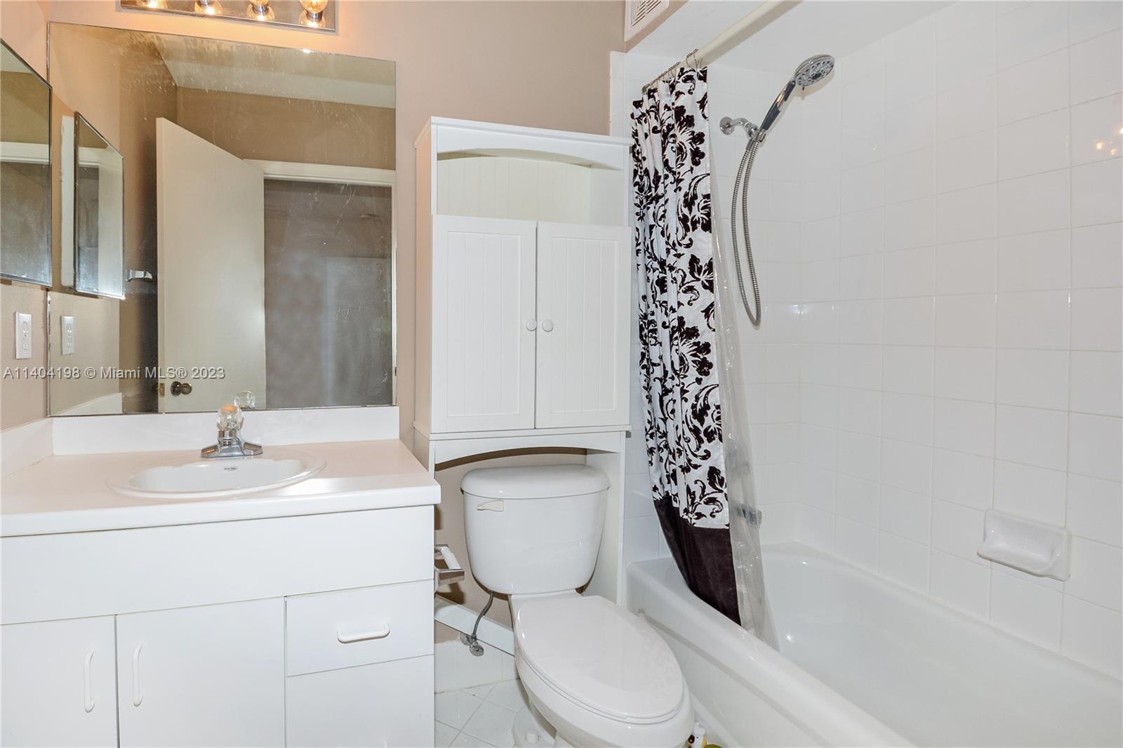 3740 San Simeon Cir Unit: 3740