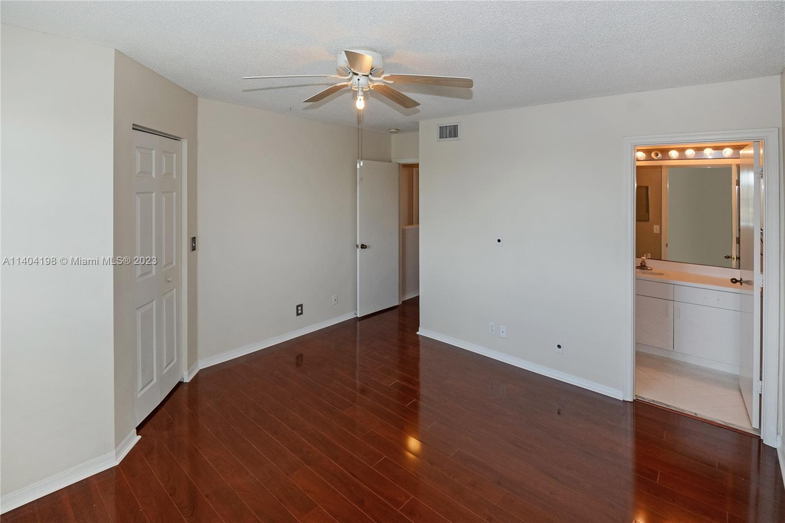 3740 San Simeon Cir Unit: 3740