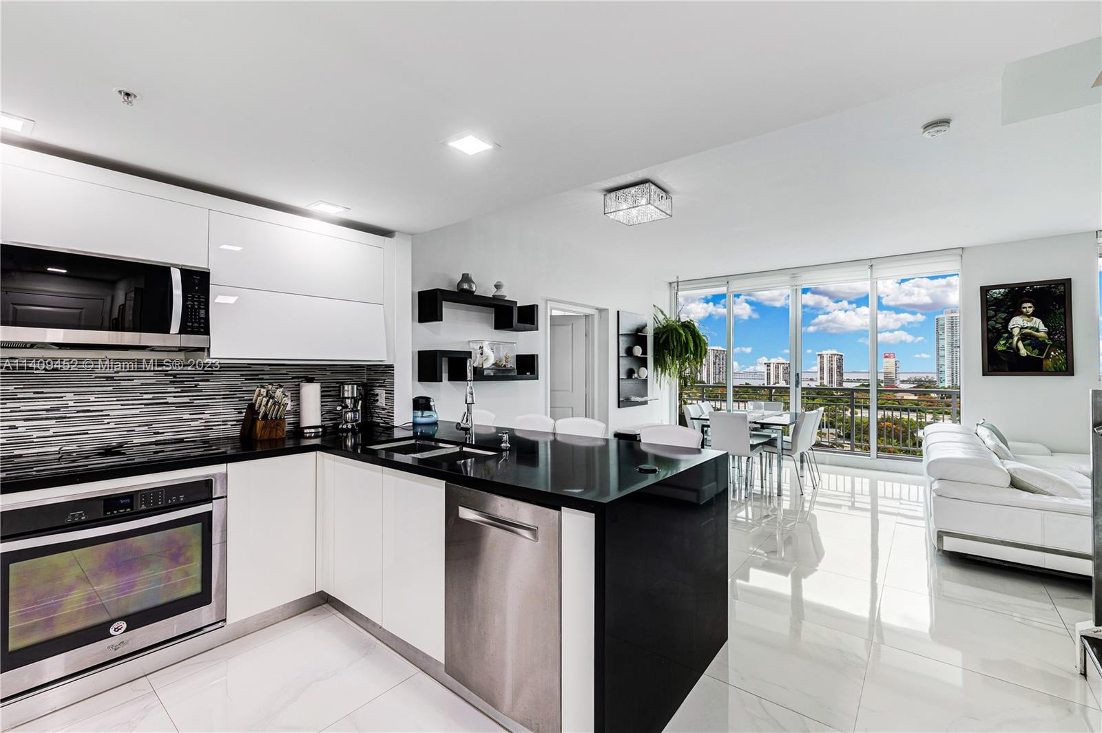2021 SW 3rd Ave Unit: PH-5