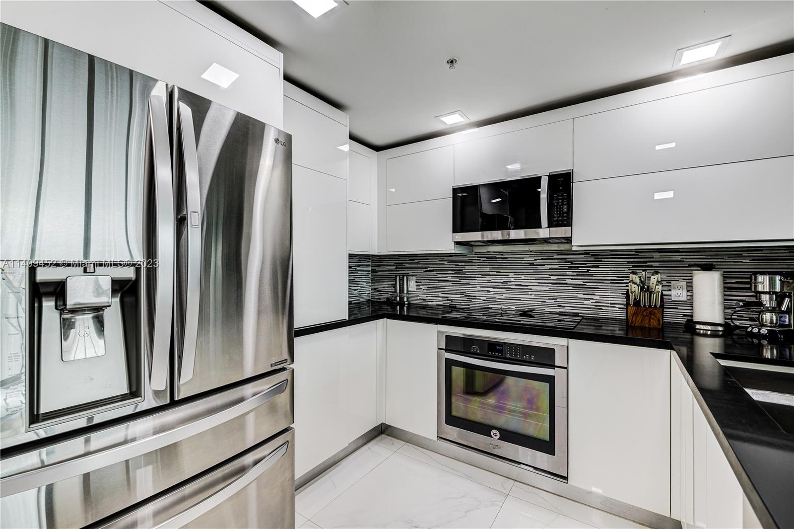 2021 SW 3rd Ave Unit: PH-5