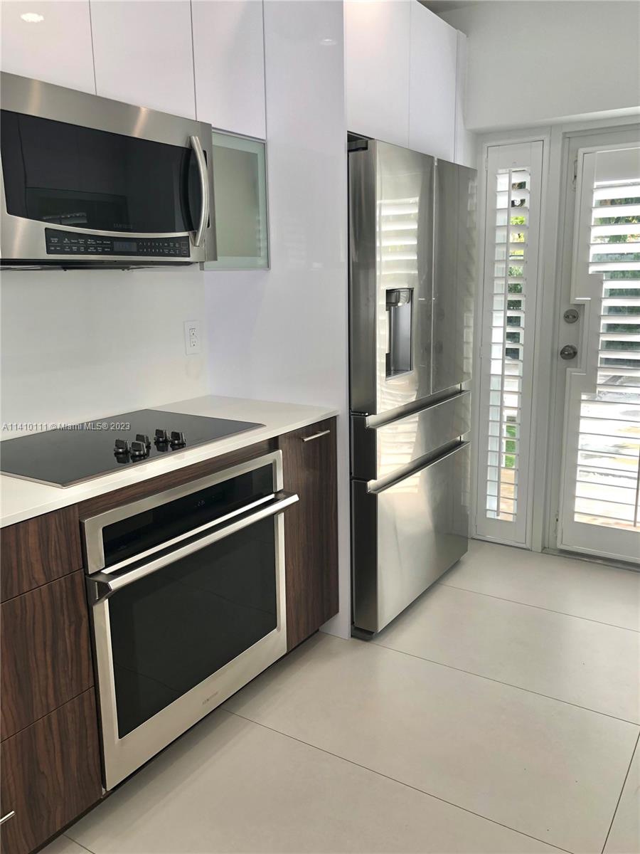 1632 SW 12th St Unit: 0