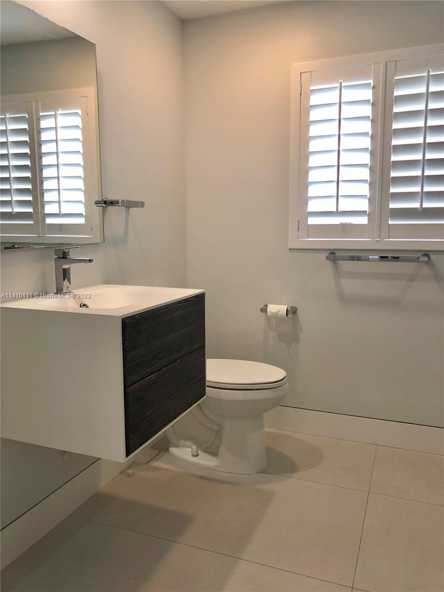 1632 SW 12th St Unit: 0