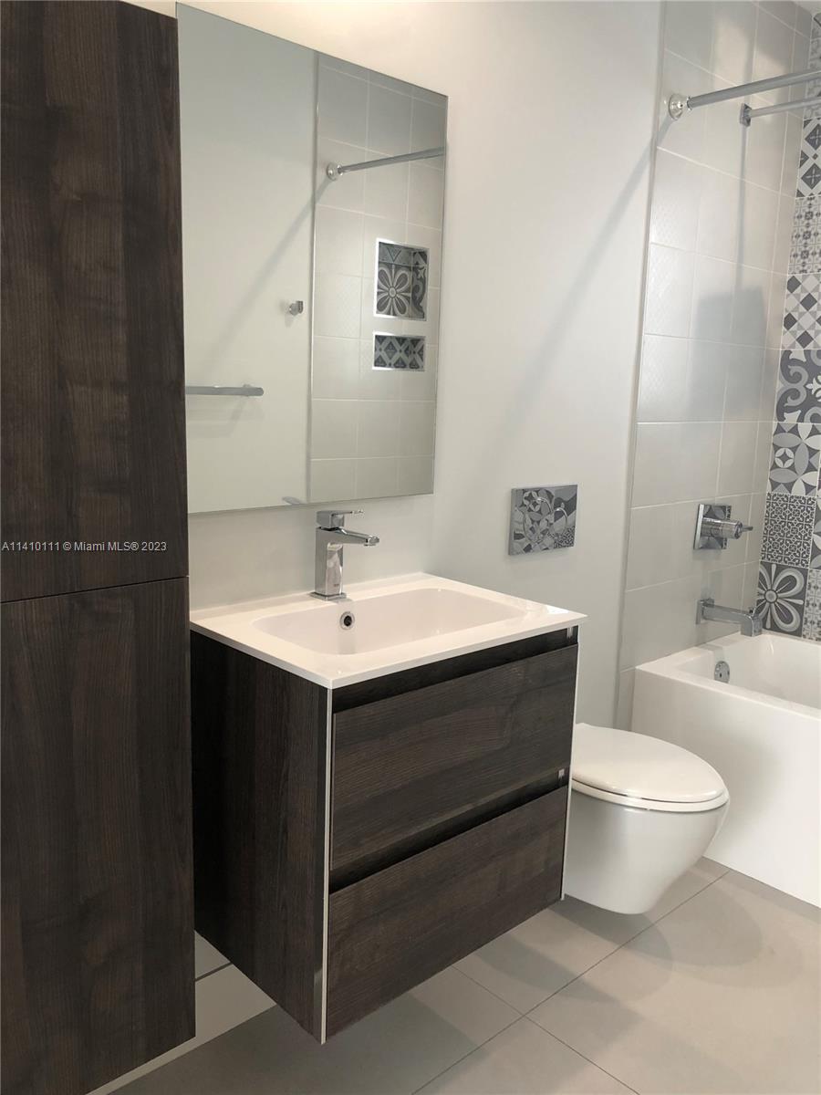 1632 SW 12th St Unit: 0