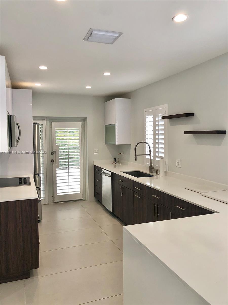 1632 SW 12th St Unit: 0