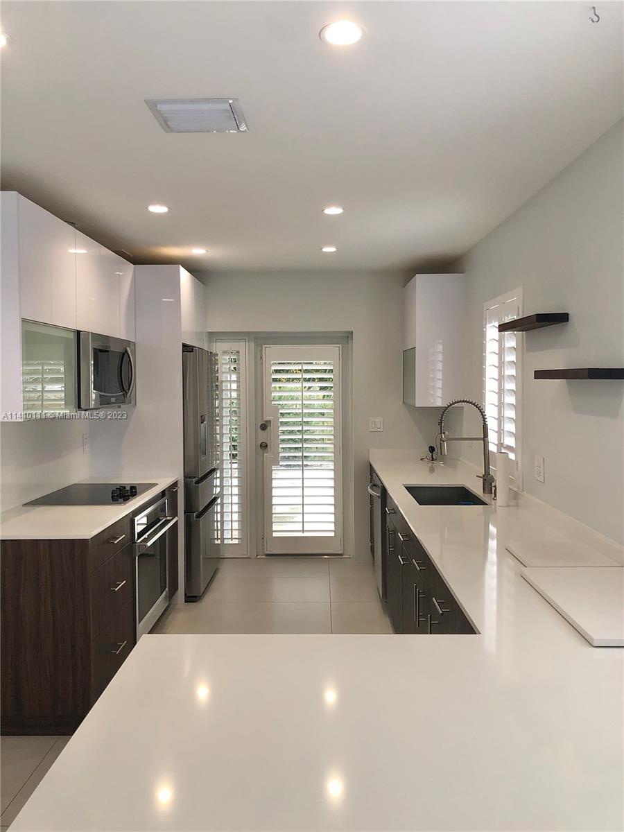 1632 SW 12th St Unit: 0