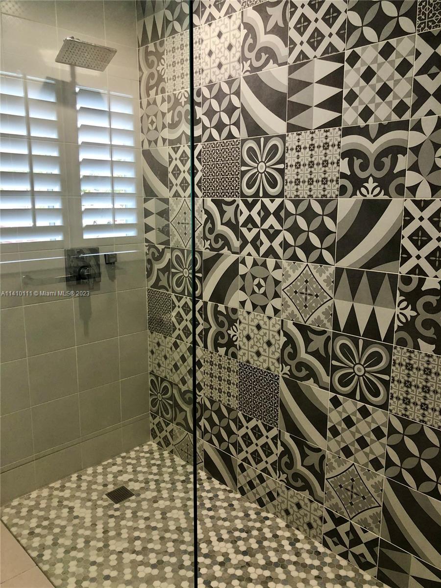 1632 SW 12th St Unit: 0