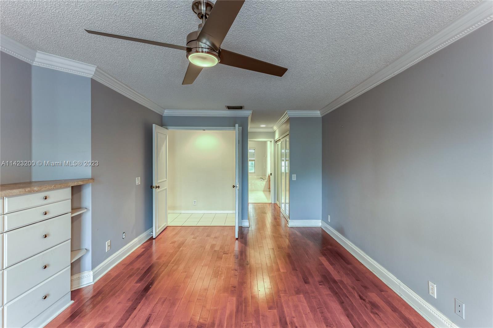 1328 Bayview Cir Unit: 1328