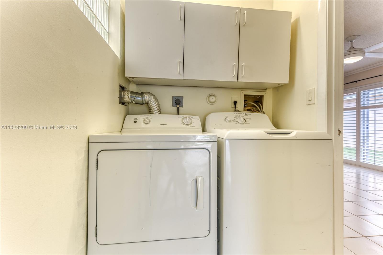1328 Bayview Cir Unit: 1328