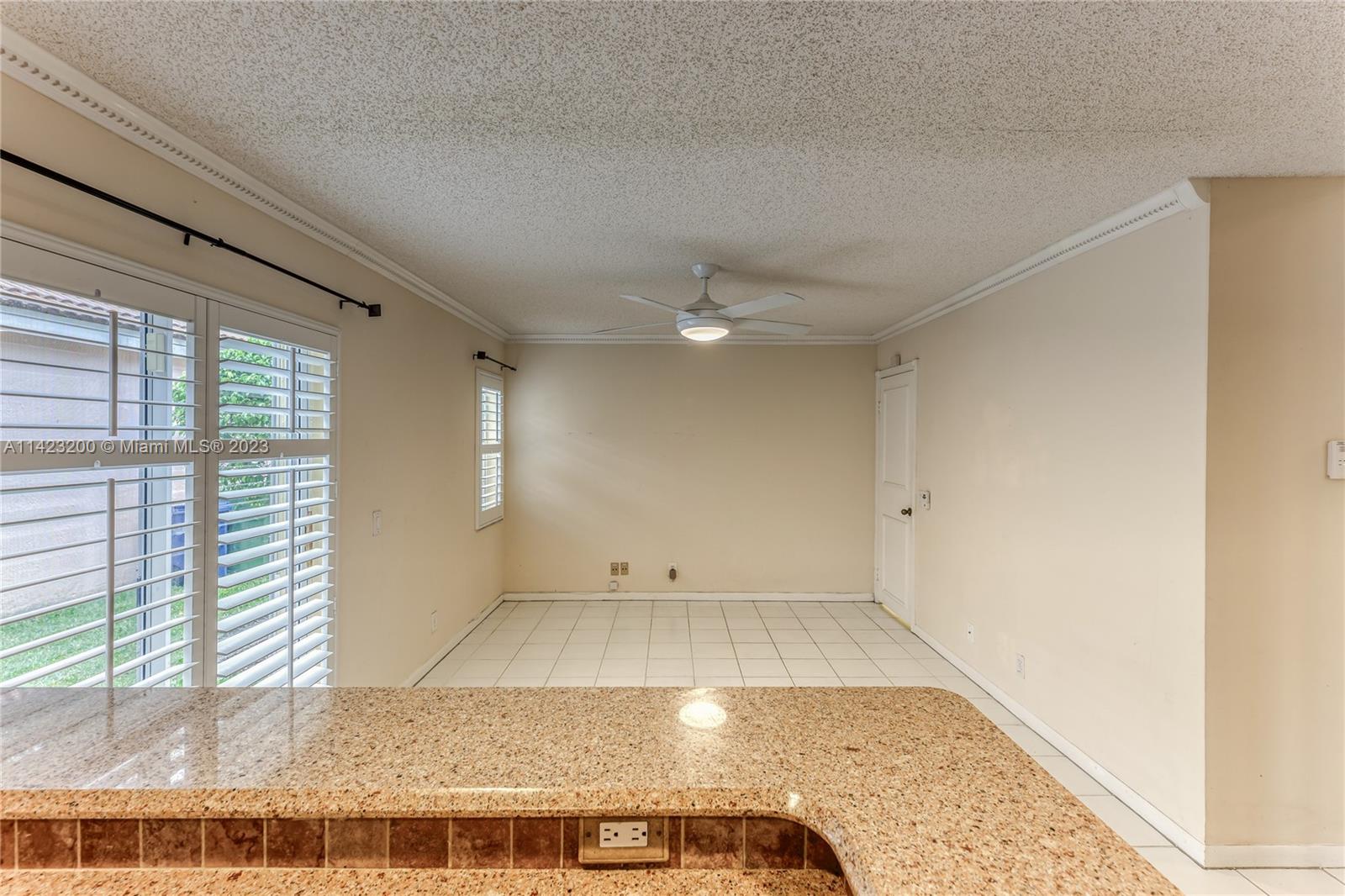 1328 Bayview Cir Unit: 1328
