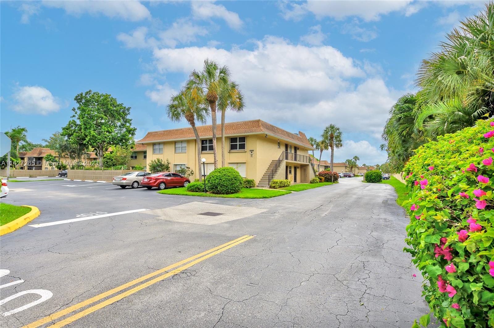 1231 NW 13th St Unit: 472F