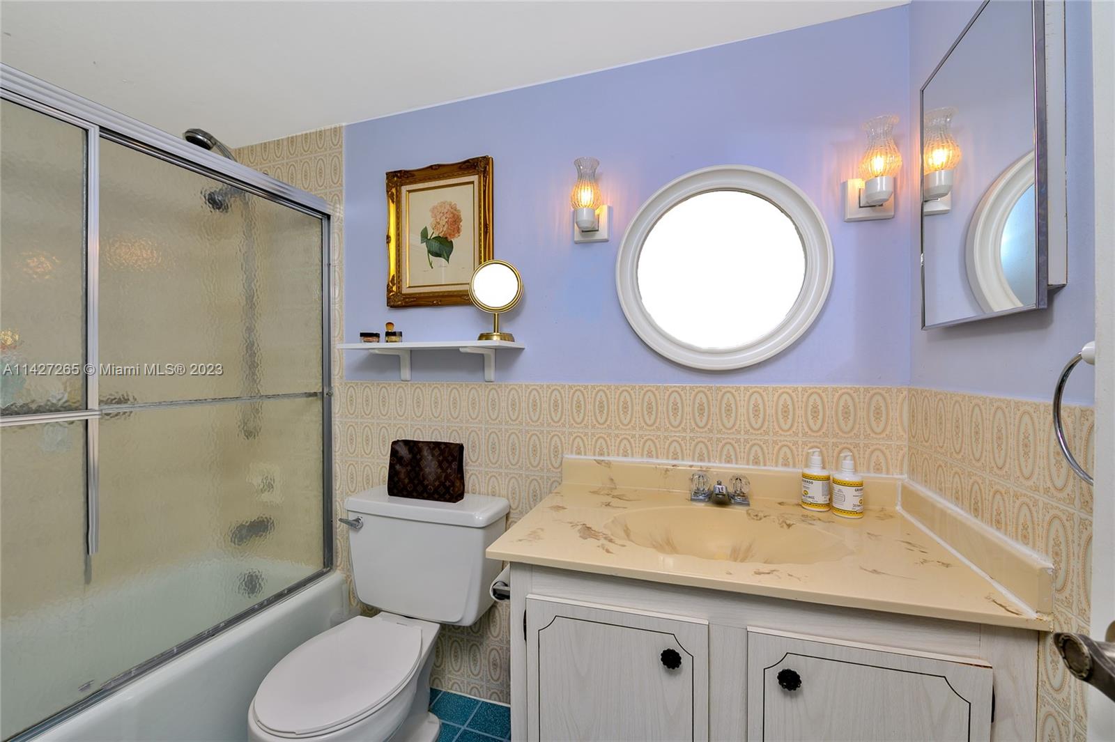 1231 NW 13th St Unit: 472F