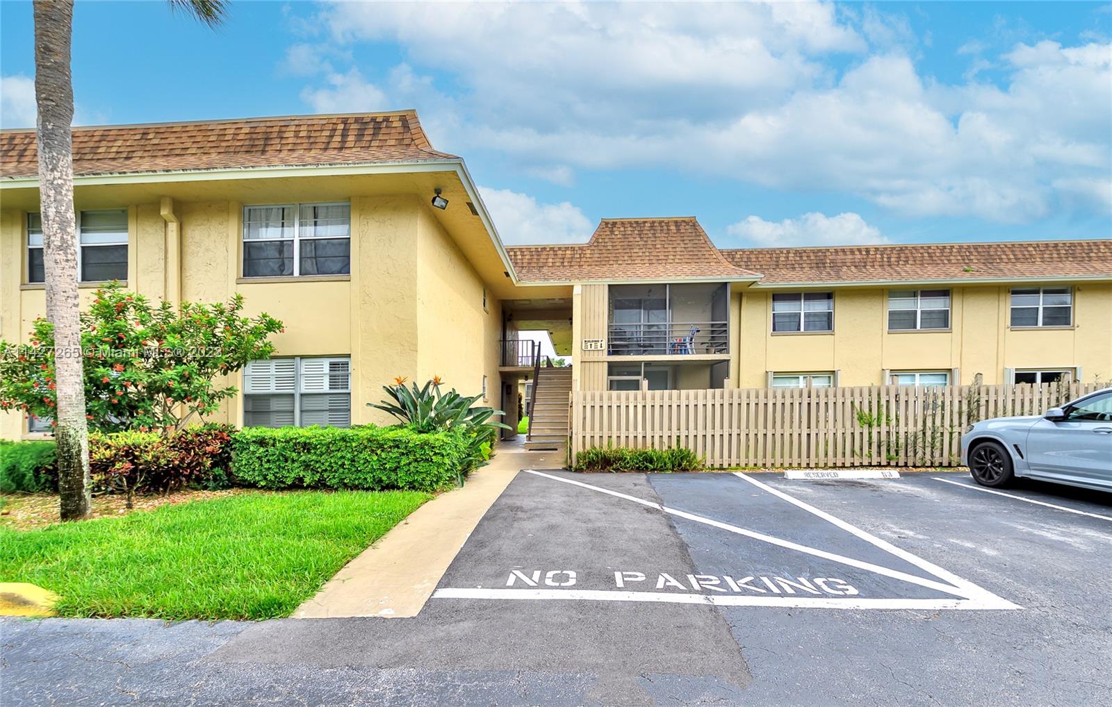 1231 NW 13th St Unit: 472F