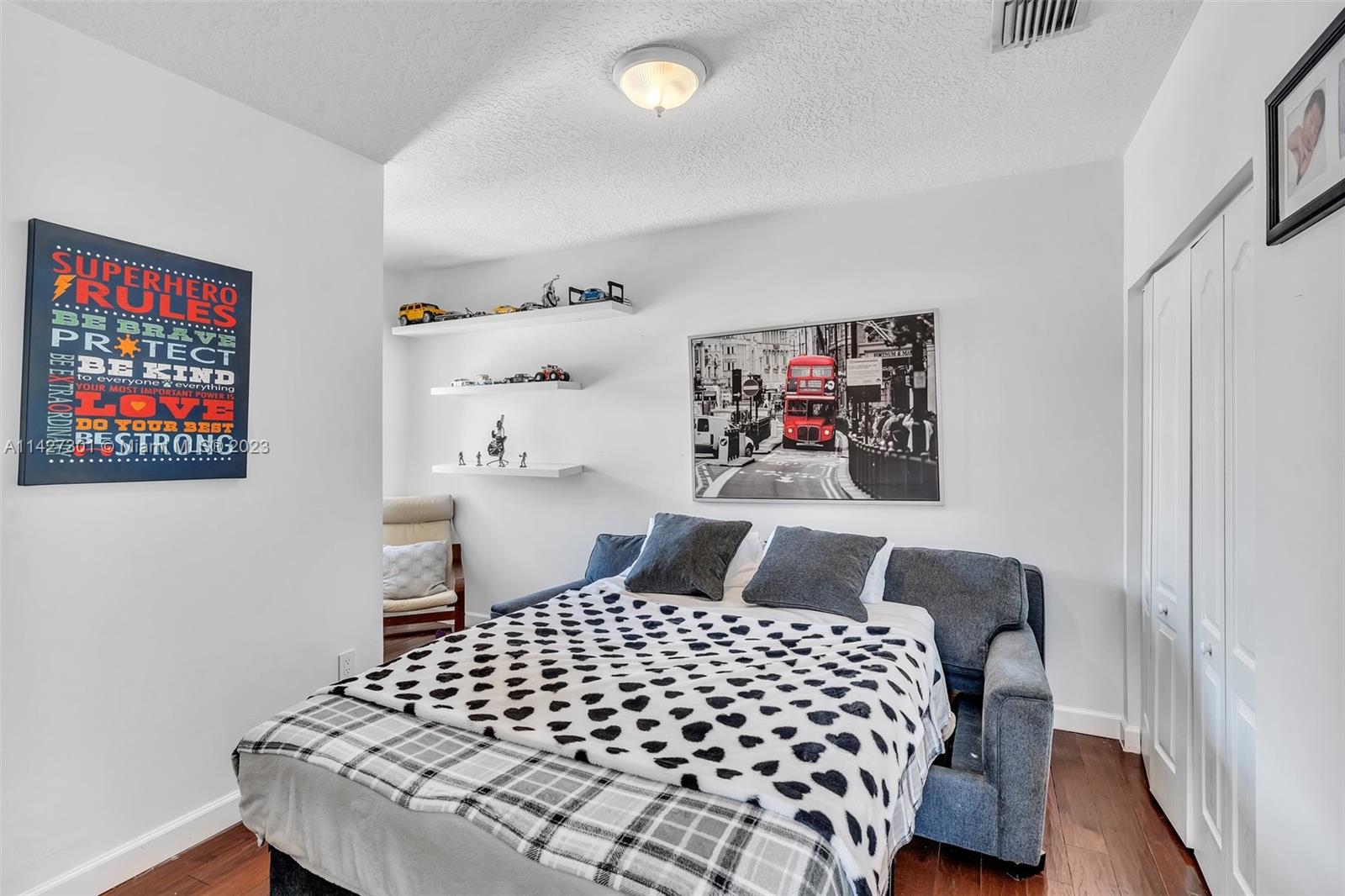 210 Riverwalk Cir Unit: 210