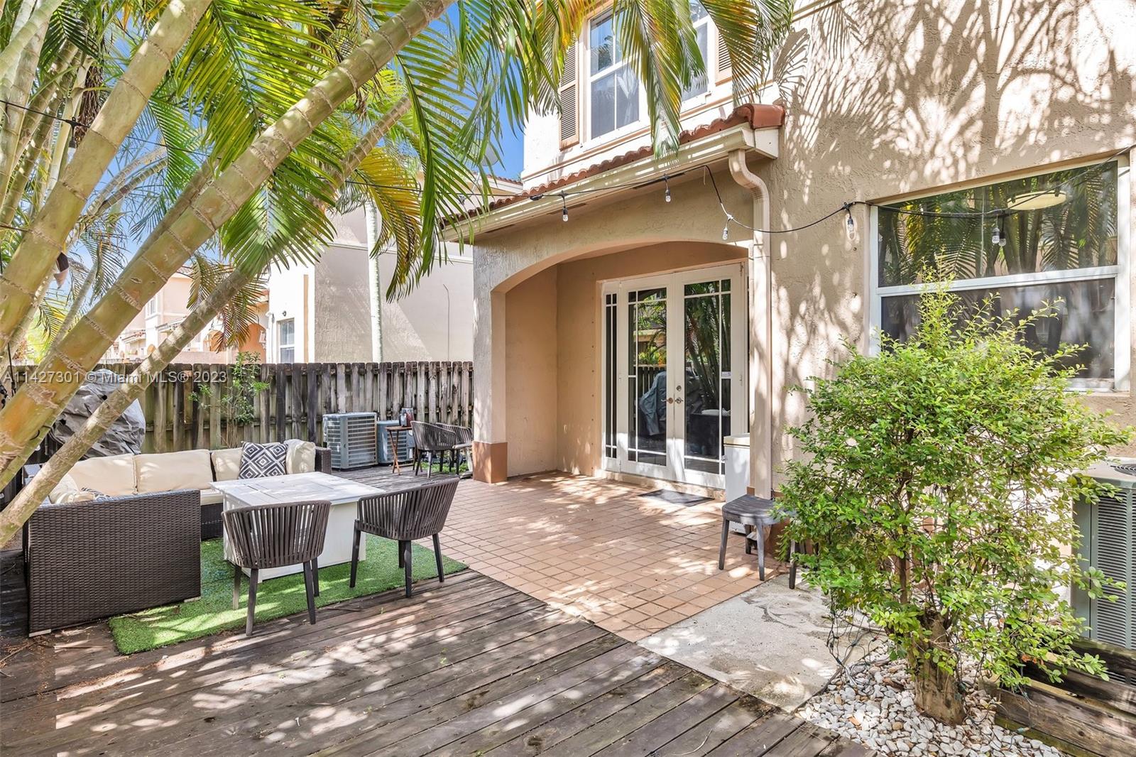 210 Riverwalk Cir Unit: 210