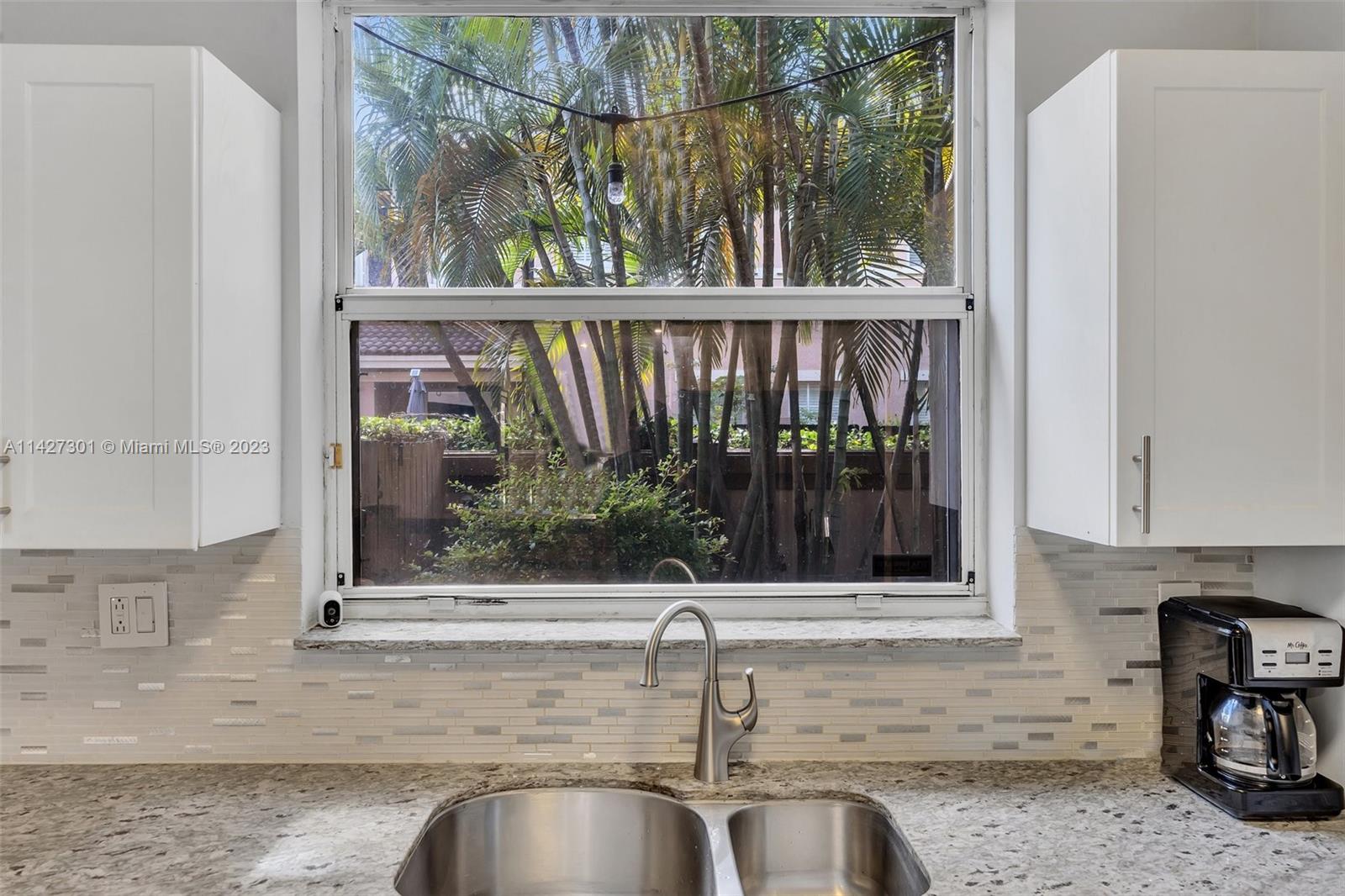 210 Riverwalk Cir Unit: 210