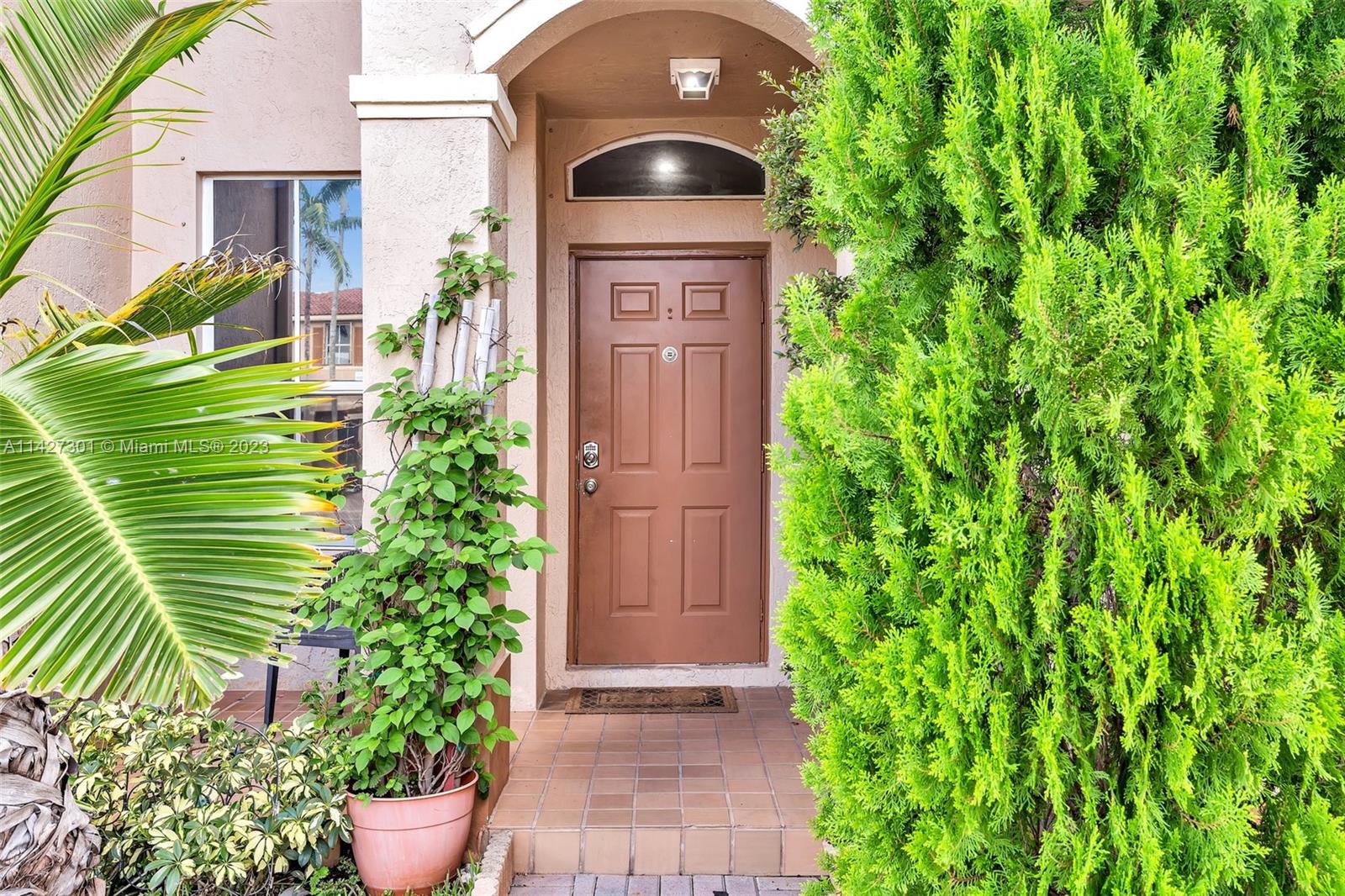 210 Riverwalk Cir Unit: 210
