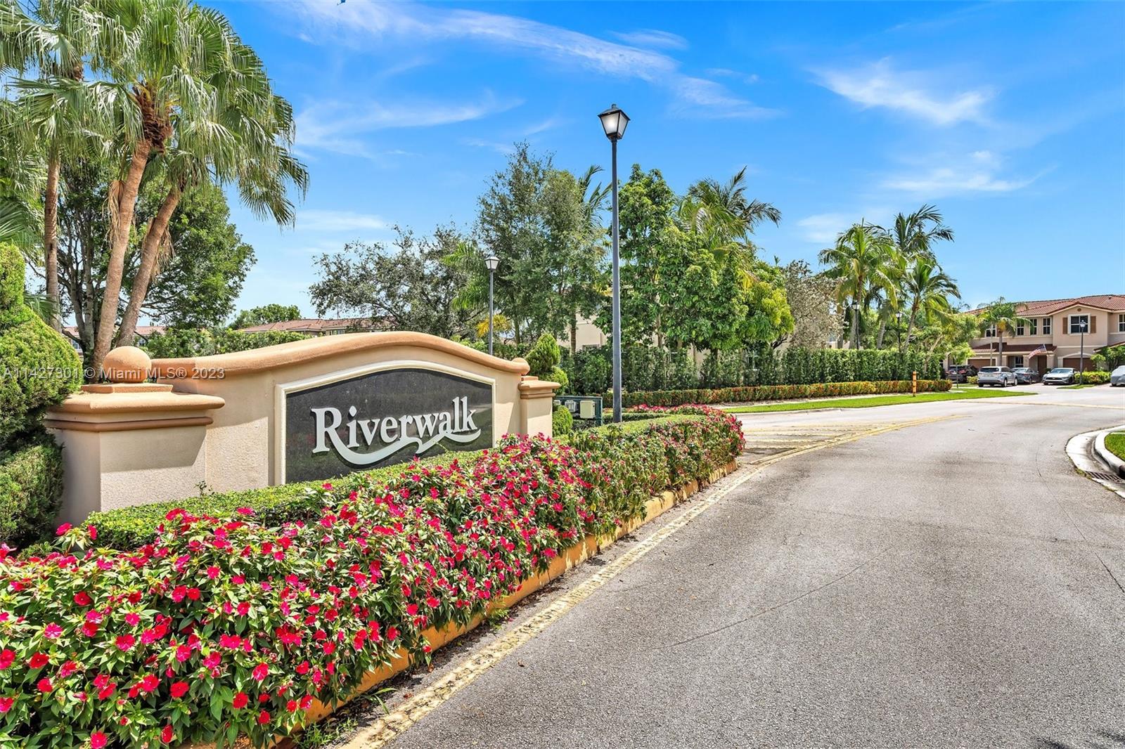 210 Riverwalk Cir Unit: 210