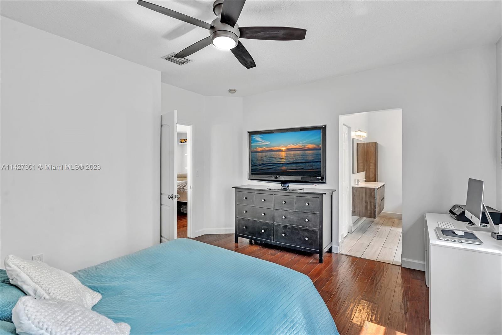 210 Riverwalk Cir Unit: 210