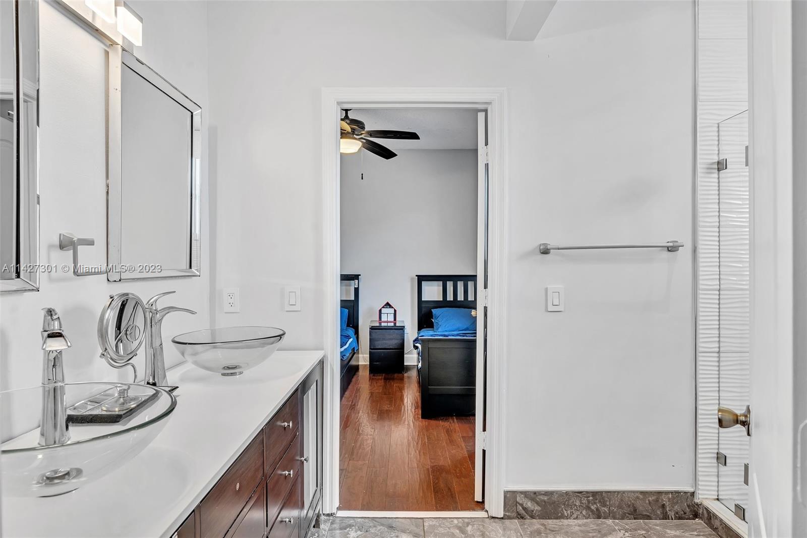 210 Riverwalk Cir Unit: 210
