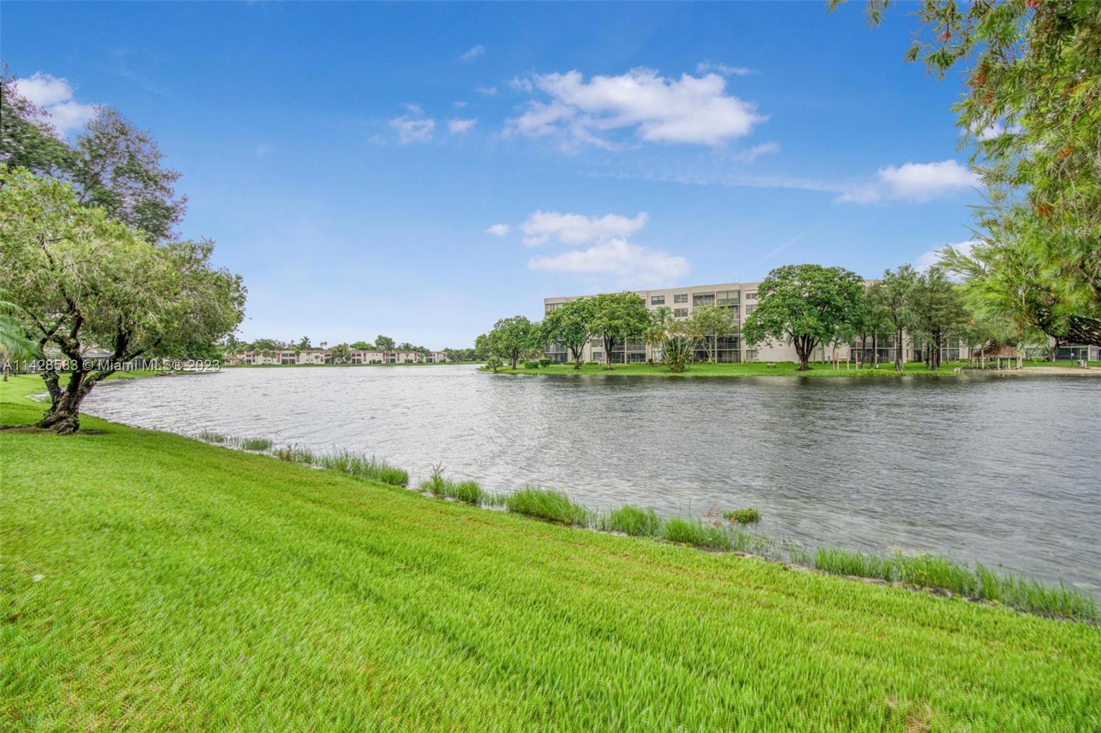 11276 NW 14th Ct Unit: 11276
