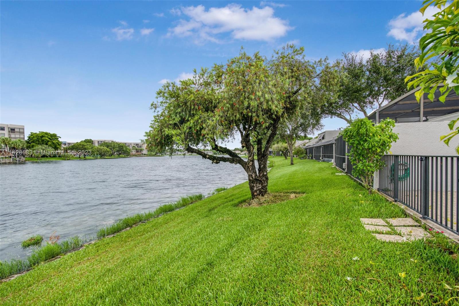 11276 NW 14th Ct Unit: 11276