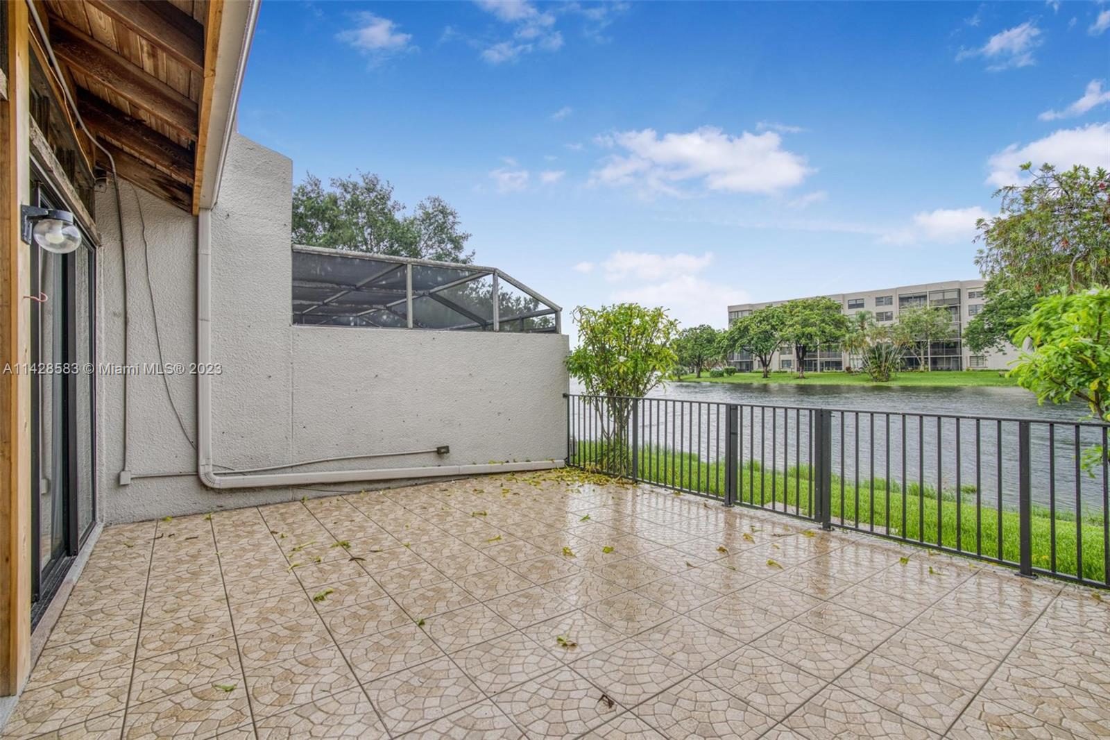 11276 NW 14th Ct Unit: 11276