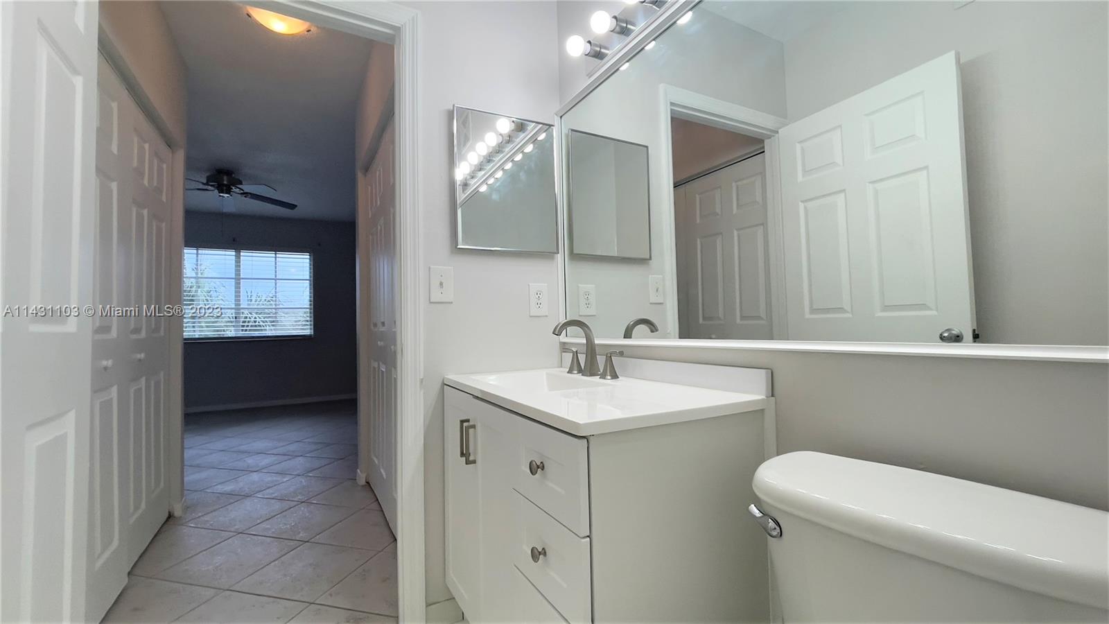 2090 W W Preserve Way Unit: 305