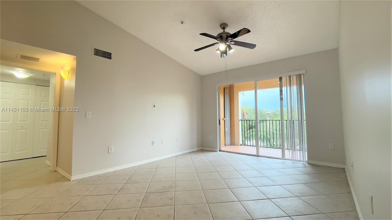 2090 W W Preserve Way Unit: 305