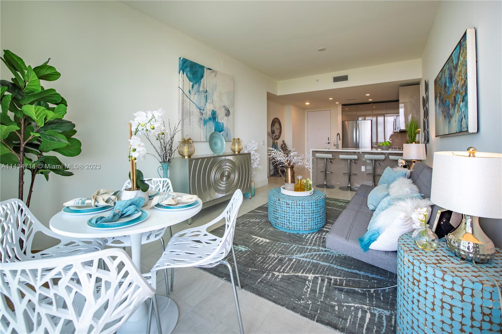 2000 Metropica Way Unit: 908