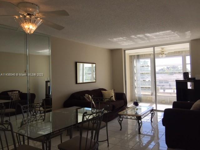 8305 Sunrise Lakes Blvd Unit: 206