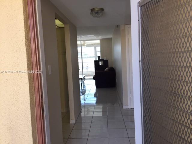 8305 Sunrise Lakes Blvd Unit: 206