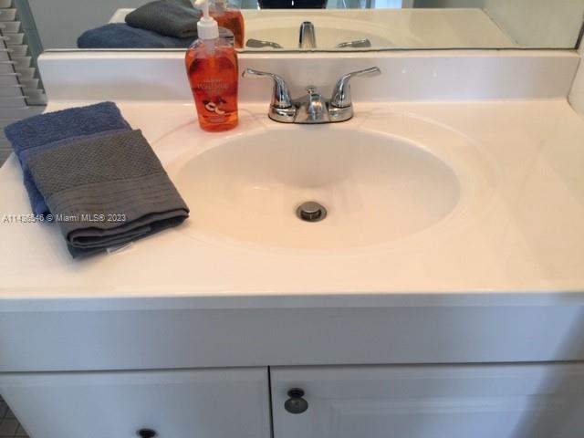 8305 Sunrise Lakes Blvd Unit: 206