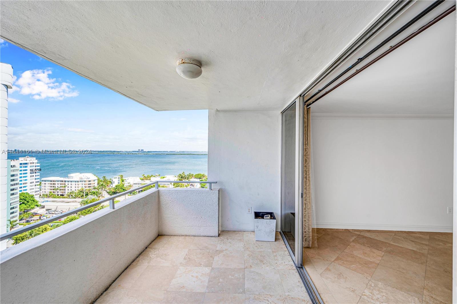 11 Island Ave Unit: 2007