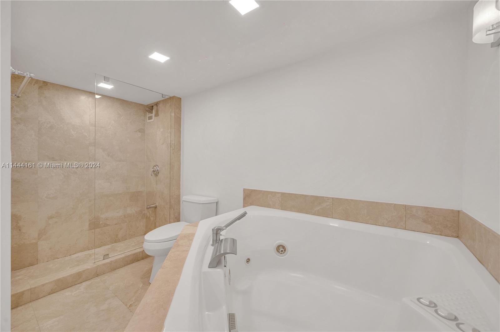 11 Island Ave Unit: 2007