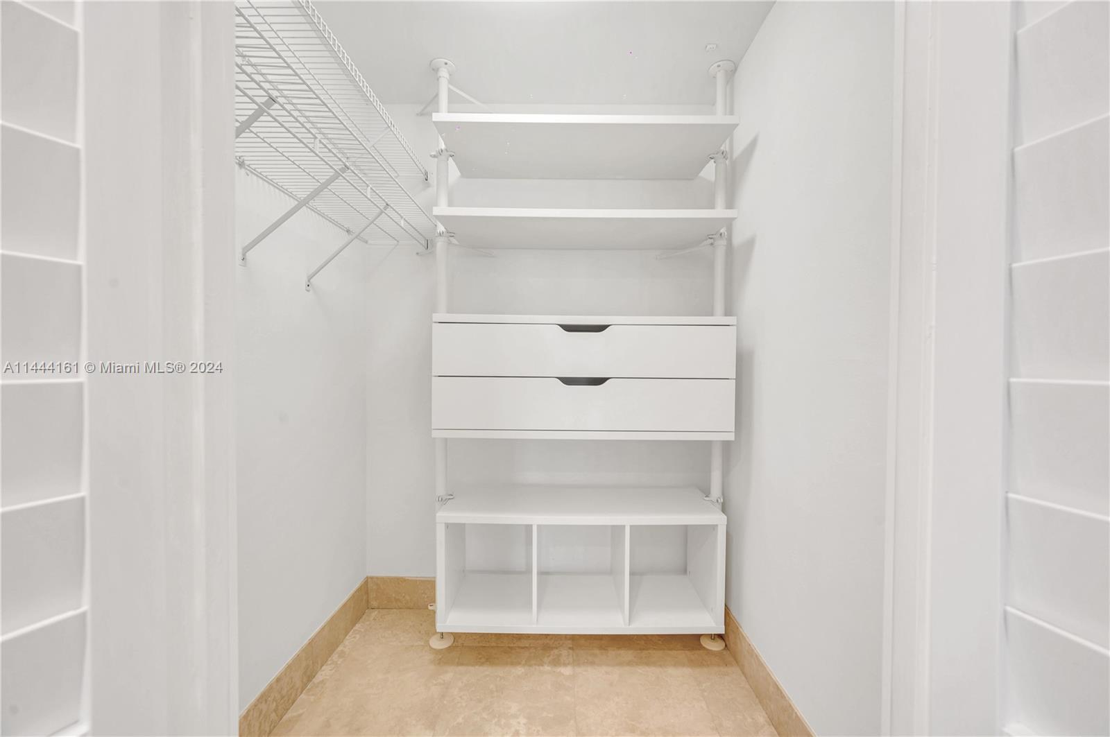 11 Island Ave Unit: 2007