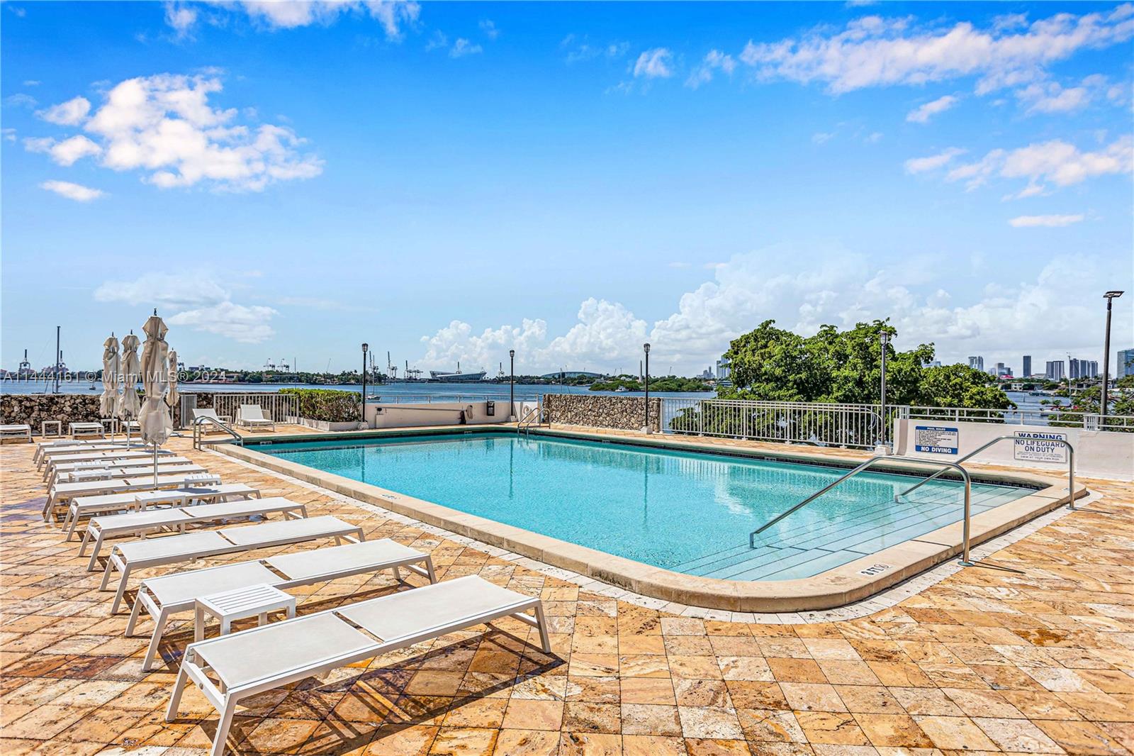 11 Island Ave Unit: 2007