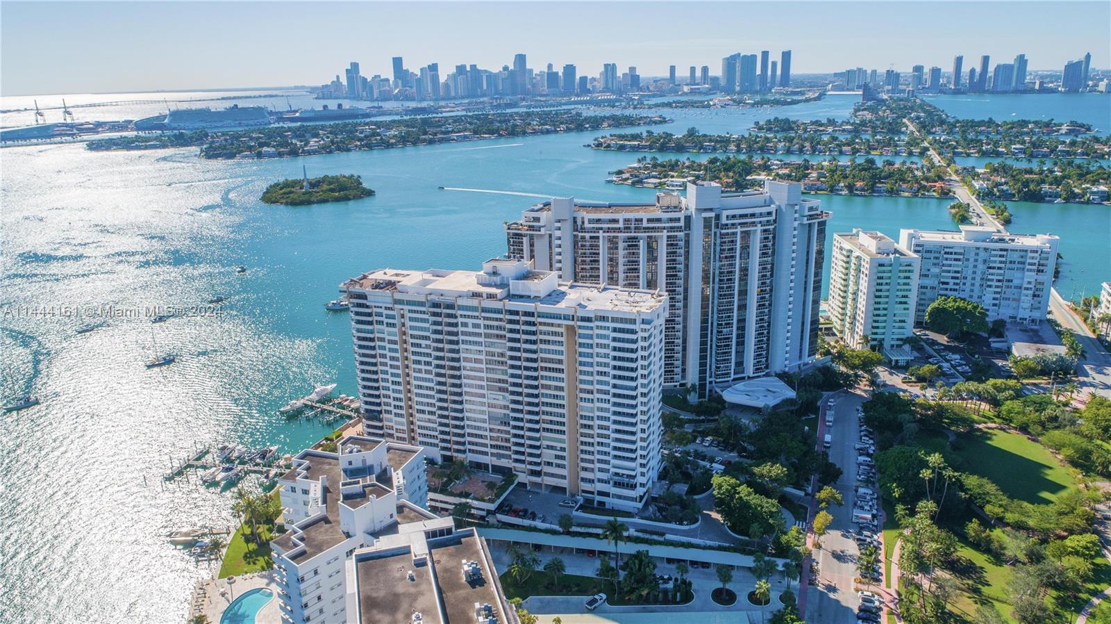 11 Island Ave Unit: 2007