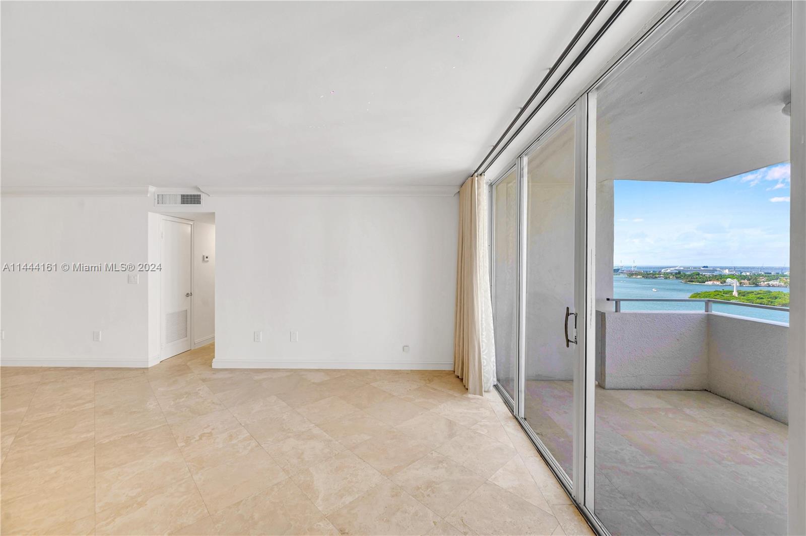 11 Island Ave Unit: 2007