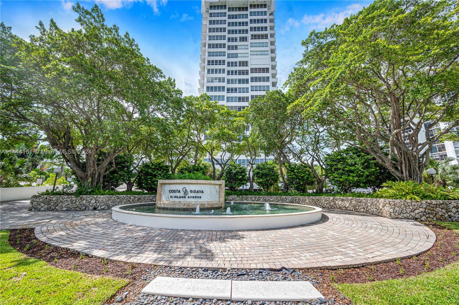 11 Island Ave Unit: 2007